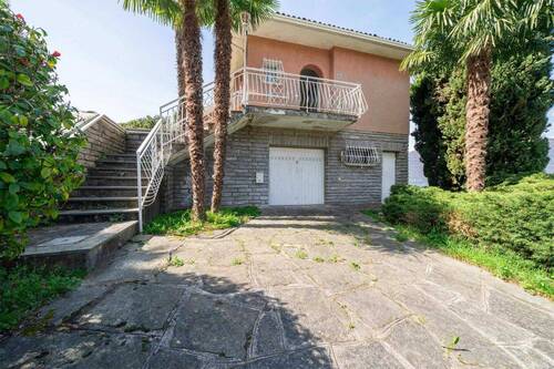 11-Parkplatz+Garrage_Villetta_Calde.jpg - 