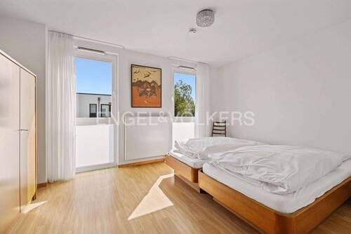 Zimmer 1 - 4 Zimmer Etagenwohnung in Hamburg