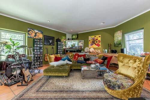 Wohnbereich - Einfamilienhaus mit 323,30 m² in Oberhaching zum Kaufen