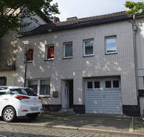 Einfamilienhaus im Stadtzentrum mit integrierter Garage und Lager - Herzogenrath Kohlscheid