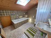 Badezimmer_Dachgeschoss - 