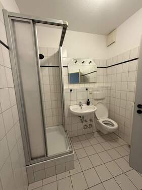 Badezimmer - 1 Zimmer Etagenwohnung in Gera