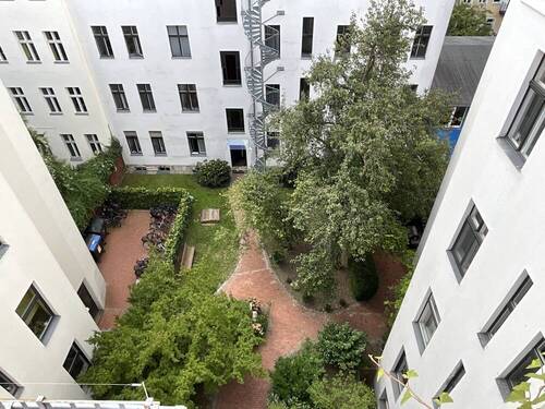 Begrünter Innenhof - 