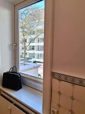 schöne Umrahmung - 2 Zimmer Etagenwohnung in Hamburg