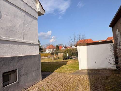 Garage - 6 Zimmer Mehrfamilienhaus, Wohnhaus in Gerstungen