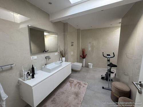 Tageslichtbad im 1 OG Neubau - 