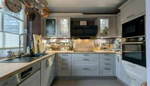 EBK mit hochwertigen Geräten - 4 Zimmer Reihenmittelhaus in Nienhagen