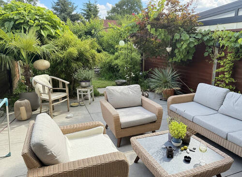 Terrasse mit Markise - Reihenmittelhaus mit 110,00 m&sup2; in Nienhagen zum Kaufen