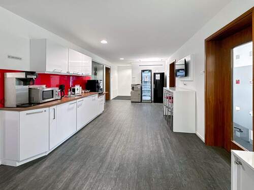 Property Image 6 - 