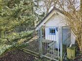 Hundezwinger und Brunnen - 