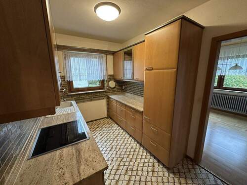 Küche 1 (EG) - 7 Zimmer Einfamilienhaus in Obersulm-Affaltrach