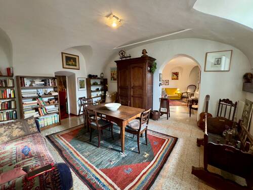 DA987_04 TERRA ITALIA IMMOBILIEN_TERRA ITALIA IMMO - Mehrfamilienhaus, Wohnhaus mit 122,00 m&sup2; in Dolceacqua zum Kaufen