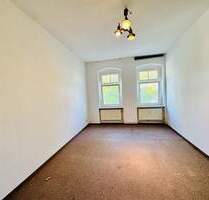 Bezugsfreie Altbauwohnung in zentraler Lage von Berlin-Pankow!