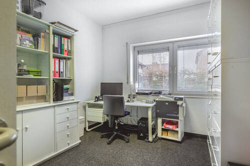Beispiel Büro (3) - 