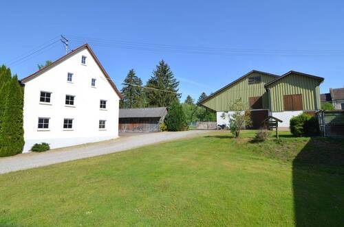 Ansicht 1 - Mehrfamilienhaus, Wohnhaus zum Kaufen in Unlingen