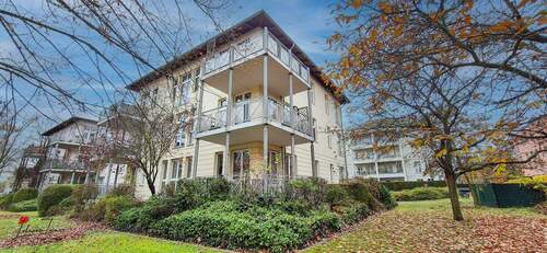Rückansicht - Wohnen am Tiefen See - 2-Zimmer-Wohnjuwel mit Balkon & Tiefgaragenstellplatz