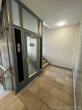 Personenaufzug - Büro in Karlsruhe - Innenstadt Kern