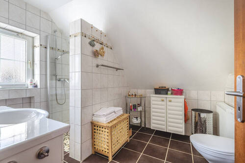 Badezimmer Obergeschoss (1) - 