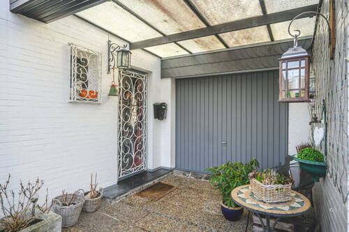 Garage - 