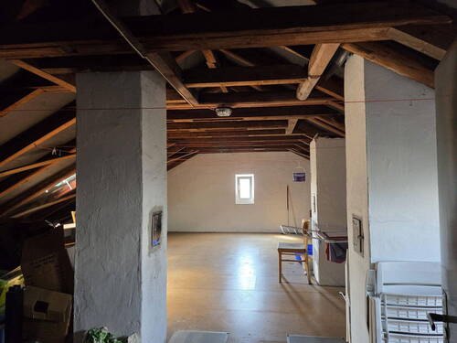 Dachboden über der Wohnung - 