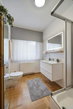 Badezimmer II - 