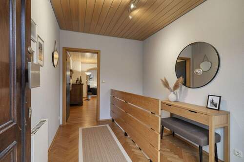 Eingangsbereich - 4 Zimmer Einfamilienhaus in Meerbusch