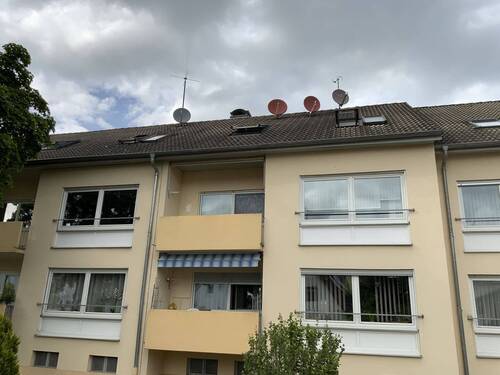 Dachflächenfenster/Süden - 2 Zimmer Etagenwohnung in Bubenreuth