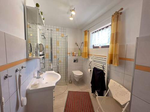 Badezimmer 2 im EG - 