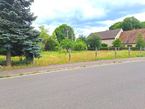 Straßenansicht.jpg - Grundstück zum Kaufen in Spremberg