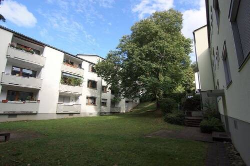 In der Wohnanlage - 3 Zimmer Etagenwohnung in Neckargemünd