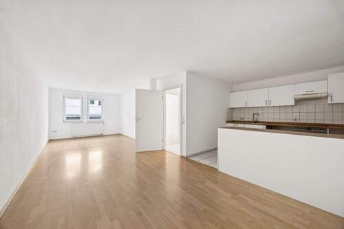 Wohn-/Esszimmer - 3 Zimmer Etagenwohnung zum Kaufen in Ludwigsburg