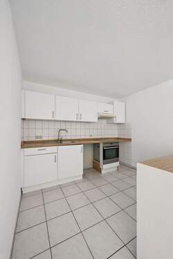 Einbauküche - Etagenwohnung mit 80,00 m&sup2; in Ludwigsburg zum Kaufen