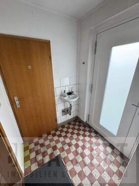 Eingangsbereich - 6 Zimmer Einfamilienhaus zur Miete in Neudrossenfeld / Langenstadt