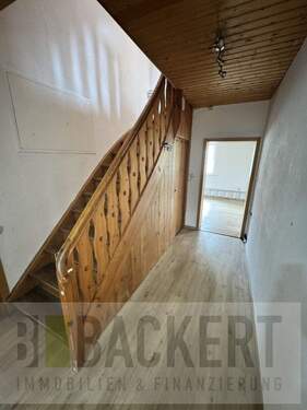 Flurbereich Erdgeschoss - 6 Zimmer Einfamilienhaus in Neudrossenfeld / Langenstadt