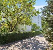 Attraktives Reiheneckhaus mit ca. 24m² Dachterrasse und eigenem Gartenanteil! - Regensburg Burgweinting-Harting