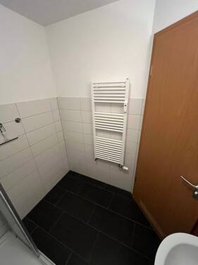 Bad mit Dusche (2).jpeg - 