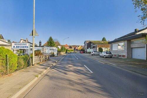 Nachbarbebauung - Grundstück in Wassenberg