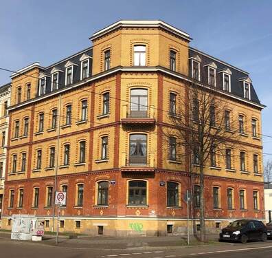 Hausfront - 2 Zimmer Etagenwohnung zum Kaufen in Leipzig
