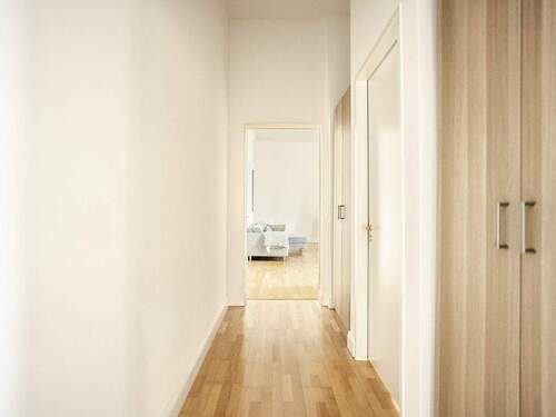 Flur - 3 Zimmer Etagenwohnung in Berlin