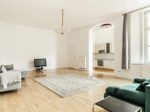 Wohn- und Essbereich mit offener Küche - 