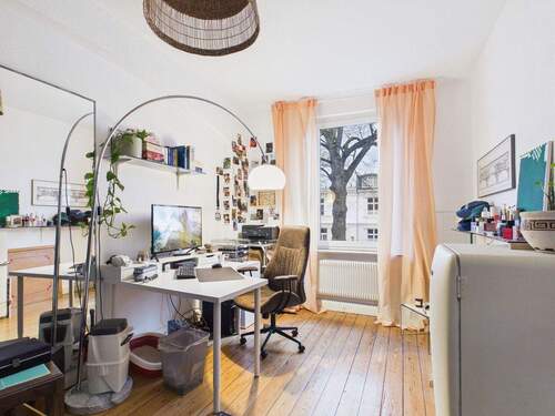 Arbeitszimmer - 3 Zimmer Etagenwohnung zur Miete in Lübeck / Sankt Lorenz Süd