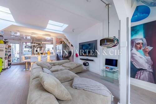 Wohnbereich - 2 Zimmer Etagenwohnung zum Kaufen in Hamburg