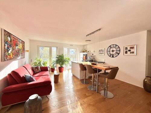 Bild 2 - 4 Zimmer Etagenwohnung zum Kaufen in Burglengenfeld