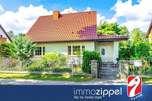 Titel2 - Großes EFH in Rüdersdorf bei Berlin: 832 m² Grst, 154m² Wfl, 5 Zi, Keller, Pool, Kamin, große Garage