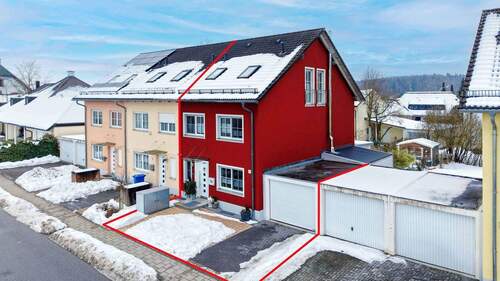 Titelbild - Modernisiertes Reiheneckhaus mit Garten in ruhiger Wohnlage von Parsberg