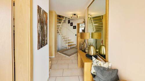 Eingangsbereich - 5 Zimmer Reihenendhaus in Parsberg