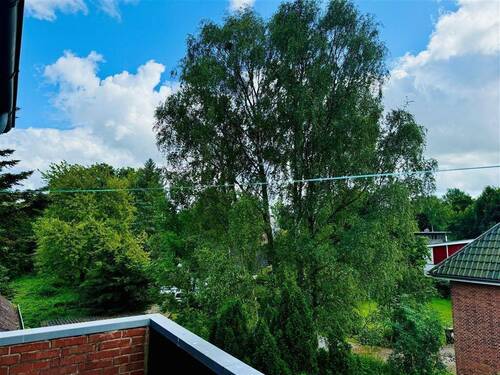 Balkon mit Ausblick ins Grüne - 