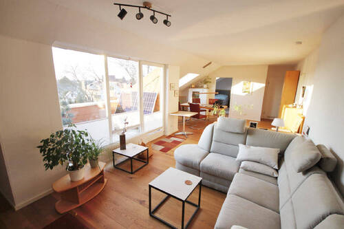 Wohn-/Esszimmer - 