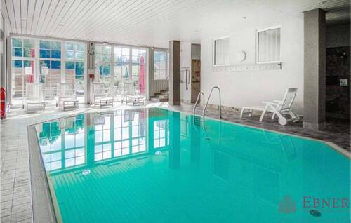 Hallenbad - 