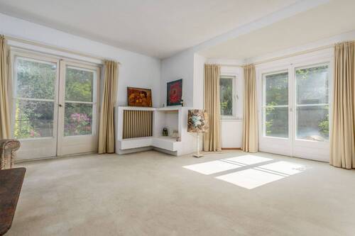 Wohnzimmer - 6 Zimmer Einfamilienhaus zum Kaufen in Berlin